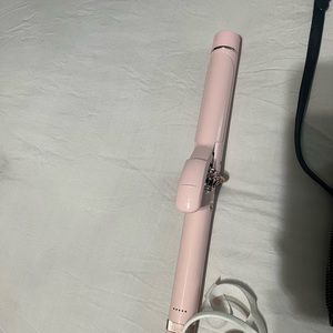 T3 pink curling iron. 1 1/2 inch